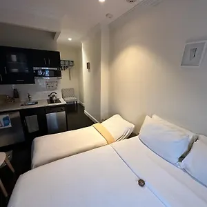 Отель East Village Нью-Йорк